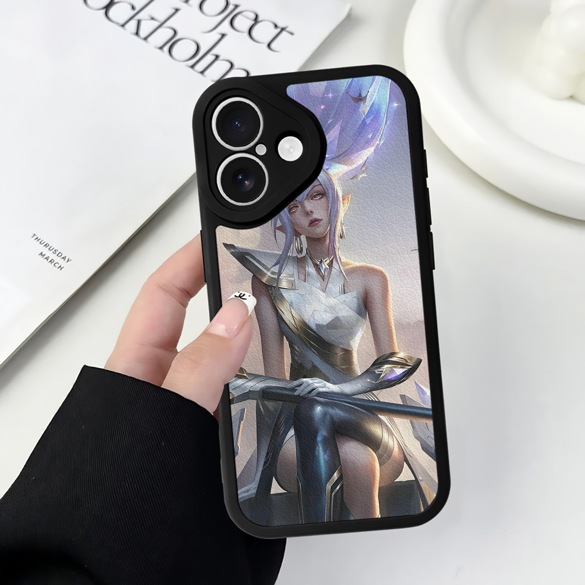 リーグ・オブ・レジェンド League of Legends LOL 【iPhone 16シリーズ対応】シリコンスマホケース（レザー調） 材質：シリコン